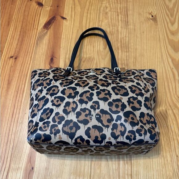 RARE Coach Wild Beast Leopard Turnlock Tote Shoulder Bag - Picture 5 of 16